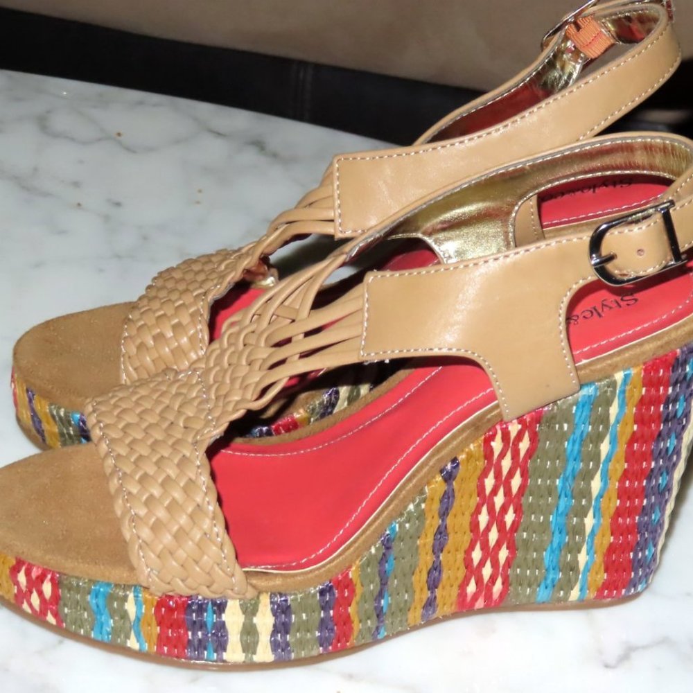 Women's Woven Wedge Sandals • Multi Colors Heels